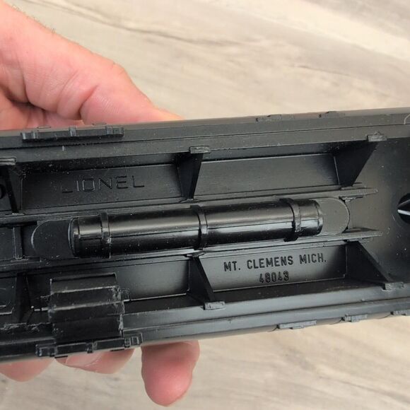 Lionel 6-151043 Reading Company Passenger Car W/ Box - Picture 5 of 13